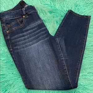 1822 Denim